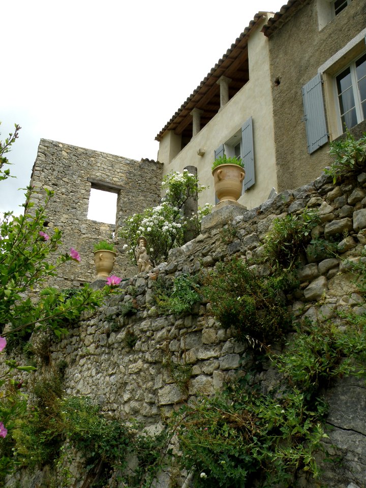 Brantes Vieux bourg 9