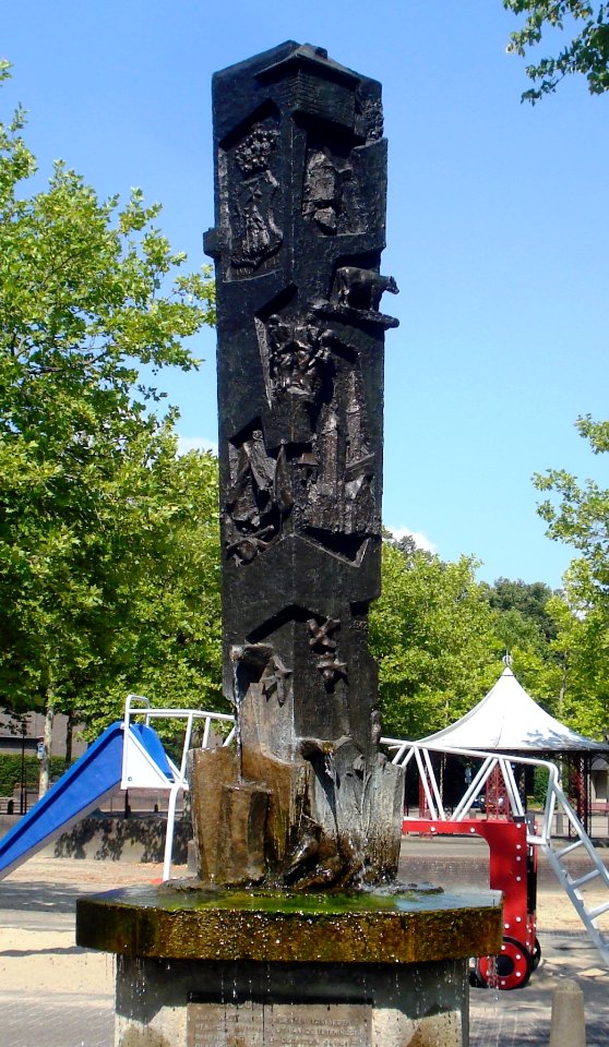 Breda teteringen kunstwerk de teteringse kijkzuil