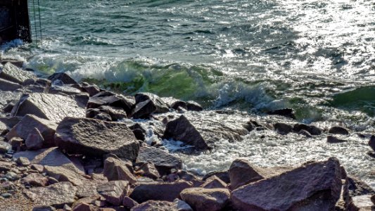 Breaking waves in Brofjorden at Lahälla 2