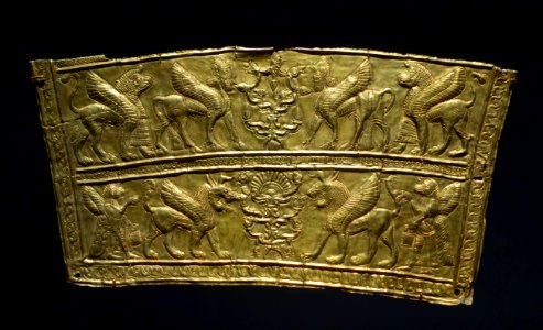 Breastplate fragment, Northwestern Iran, c. 8th to 7th century BC, gold - Arthur M. Sackler Gallery - DSC05329