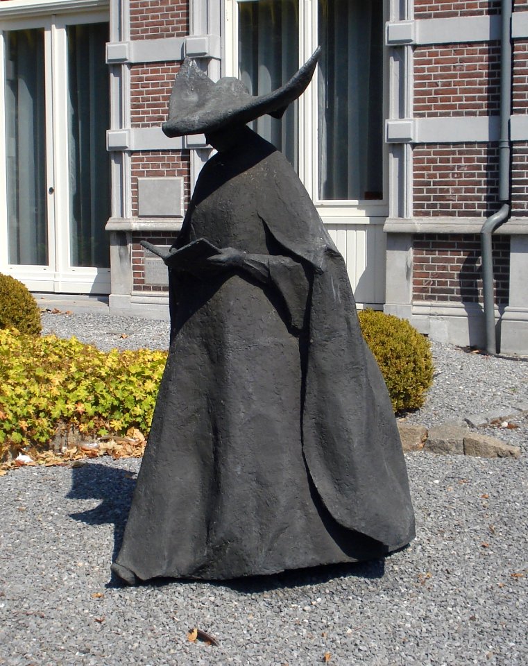 Breda kunstwerk liefdezuster