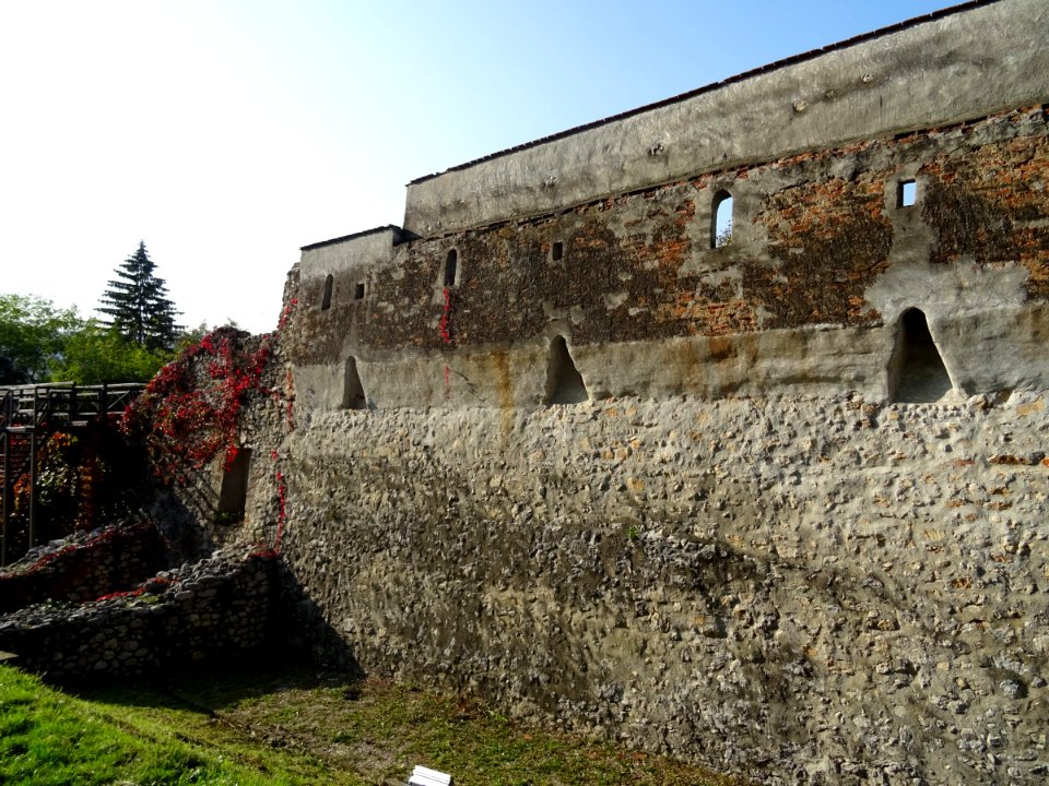 Brasov southeast wall detail