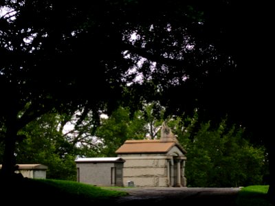 Braun Mausoleum and Gearing Vault, South Side Cemetery, 2019-07-08