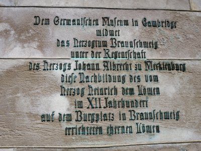 Braunschweiger Löwe (Cambridge) Inschrift 