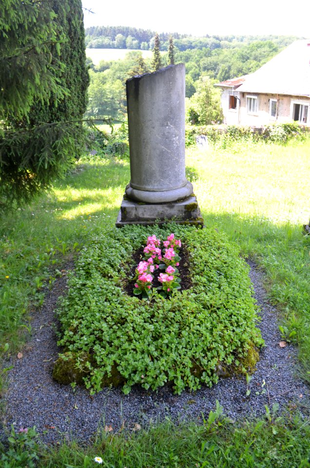 Braunfels, Friedhof St. Georgen, Grabmal Ludwig Rudolph Wilhelm Fürst zu Solms-Braunfels
