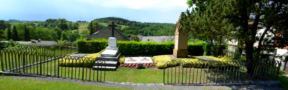 Braunfels, Friedhof St. Georgen, Grabmale der fürstlichen Familie