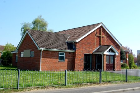Bridgemary Methodist Church, Prideaux-Brune Avenue, Bridgemary, Gosport (April 2019) (3)