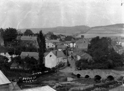 Bridge St. Clun (1294893)