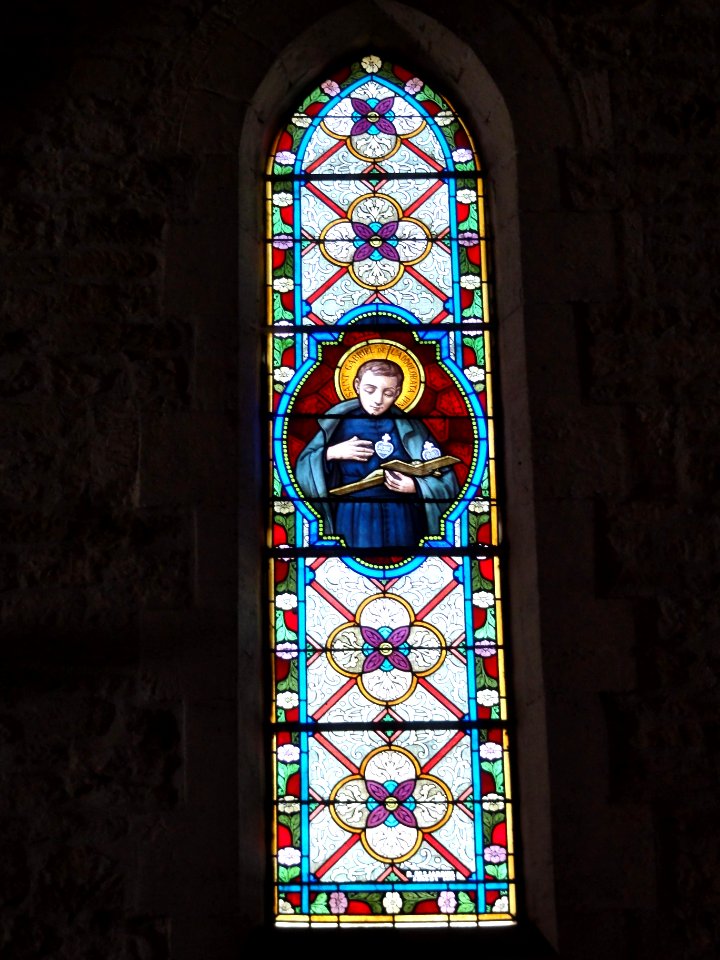 Brioux-sur-Boutonne (Deux-Sèvres) église, vitrail 2