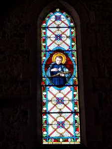 Brioux-sur-Boutonne (Deux-Sèvres) église, vitrail 2