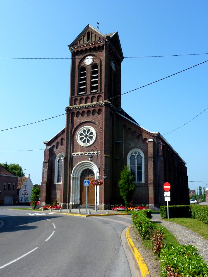 Brillon (Nord, Fr) église 02