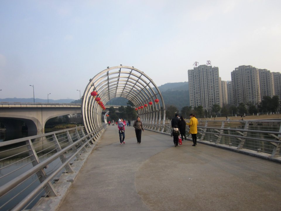 Bridge over Meixi Lake, picture1