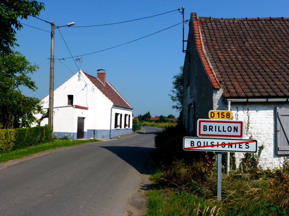 Brillon (Nord, Fr) city limit sign