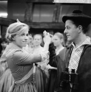 Brigadoon muzikale komedie voor NCRV televisie Jenny Arean en Luc Lutz, Bestanddeelnr 915-9860