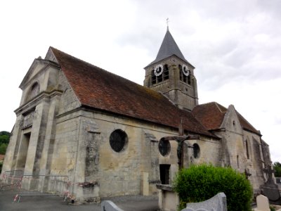 Brenouille (60), église Saint-Rieul, vue depuis le sud-ouest 3