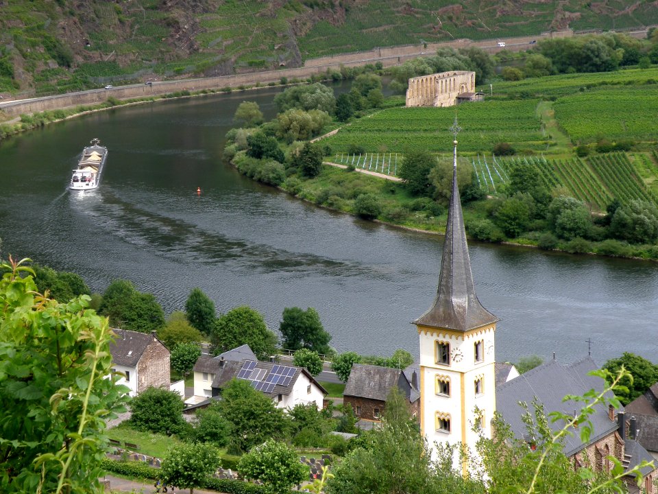 Bremm Sankt Laurentius-Kirche 4