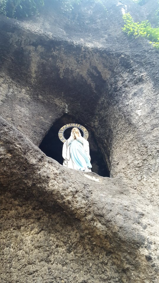 Bressoux-Église Notre-Dame de Lourdes à Le Bouhay (25)
