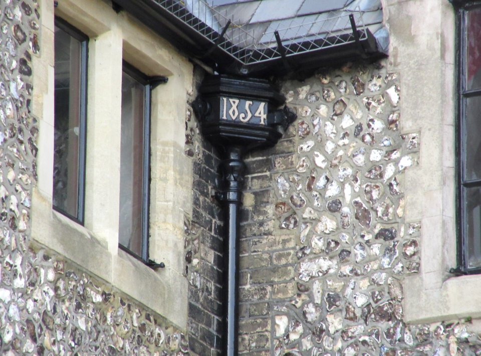 Brighton Forum, 95 Ditchling Road, Brighton (NHLE Code 1380440) (November 2015) (Detail of Rainwater Head)
