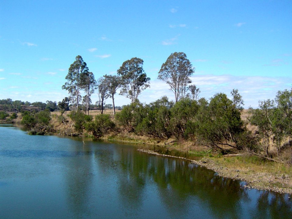 Brisbane River downstream from Summerville Road East crossing 2