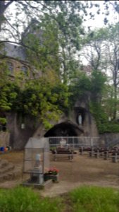 Bressoux-Église Notre-Dame de Lourdes à Le Bouhay (14)