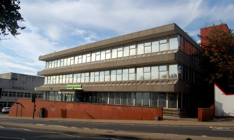 Brighton JobCentre, Windsor House, 30–35 Edward Street, Brighton (August 2019)