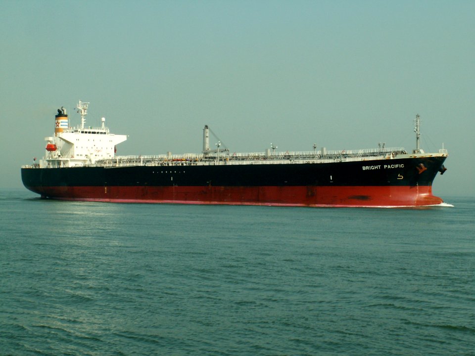 Bright Pacific p3 approaching Port of Rotterdam, Holland 04-May-2006