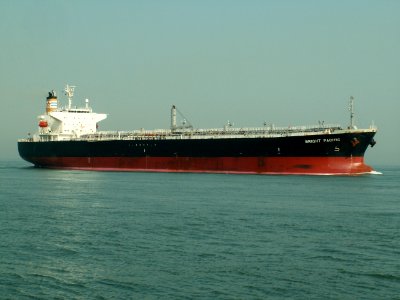 Bright Pacific p3 approaching Port of Rotterdam, Holland 04-May-2006