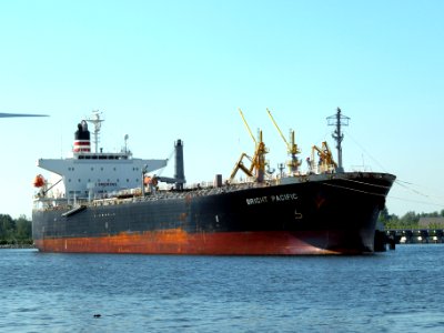 Bright Pacific - IMO 9310680 - Callsign H3DB pic1