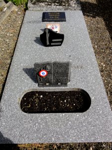 Brissy-Hamégicourt (Aisne) cimetière d'Hamégicourt, tombe soldat 1940
