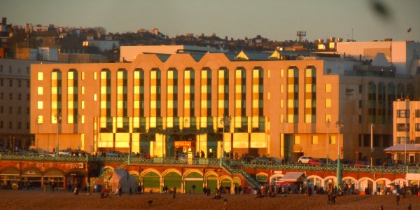Brighton Thistle Hotel, King's Road, Brighton (January 2017, seen from Palace Pier) (2)