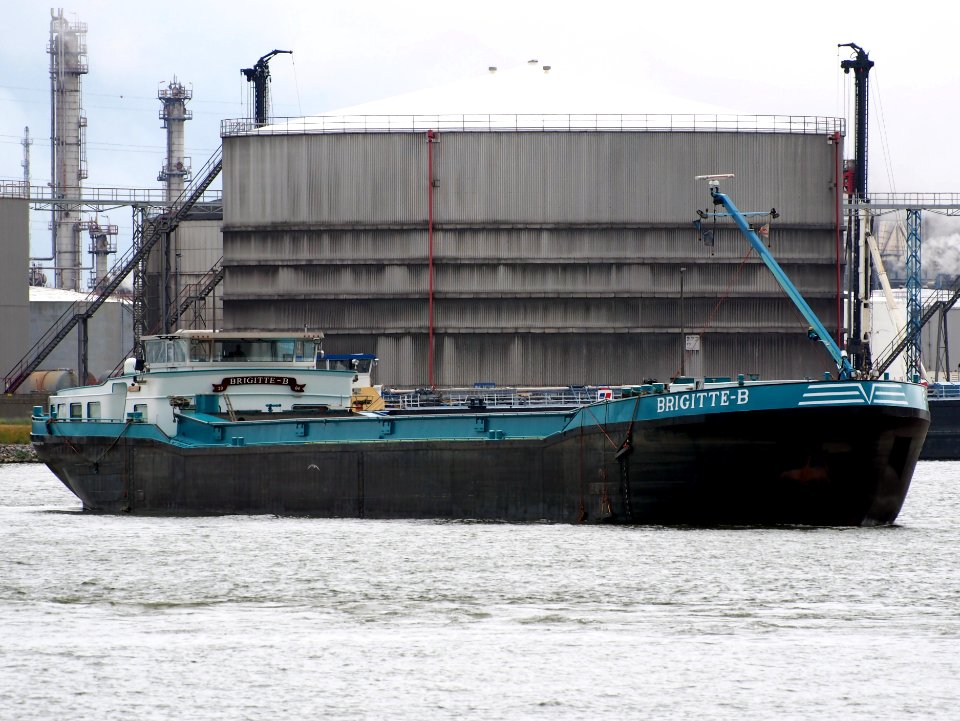 Brigitte-B - ENI 02326775, Van Cauwelaertsluis, Port of Antwerp pic1