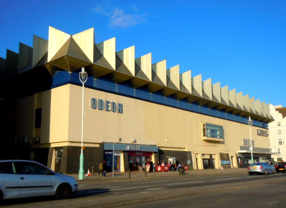 Brighton Odeon Kingswest Cinema, Junction of King's Road and West Street, Brighton (April 2015) (2)