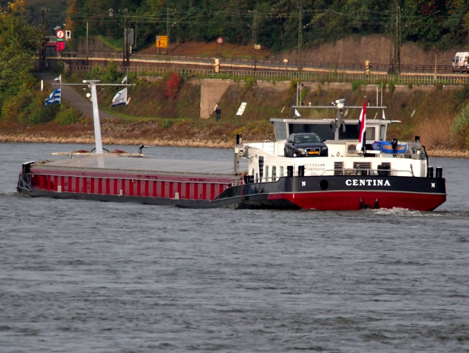 Centina, ENI 02333548 on the Rhine river at Koblenz