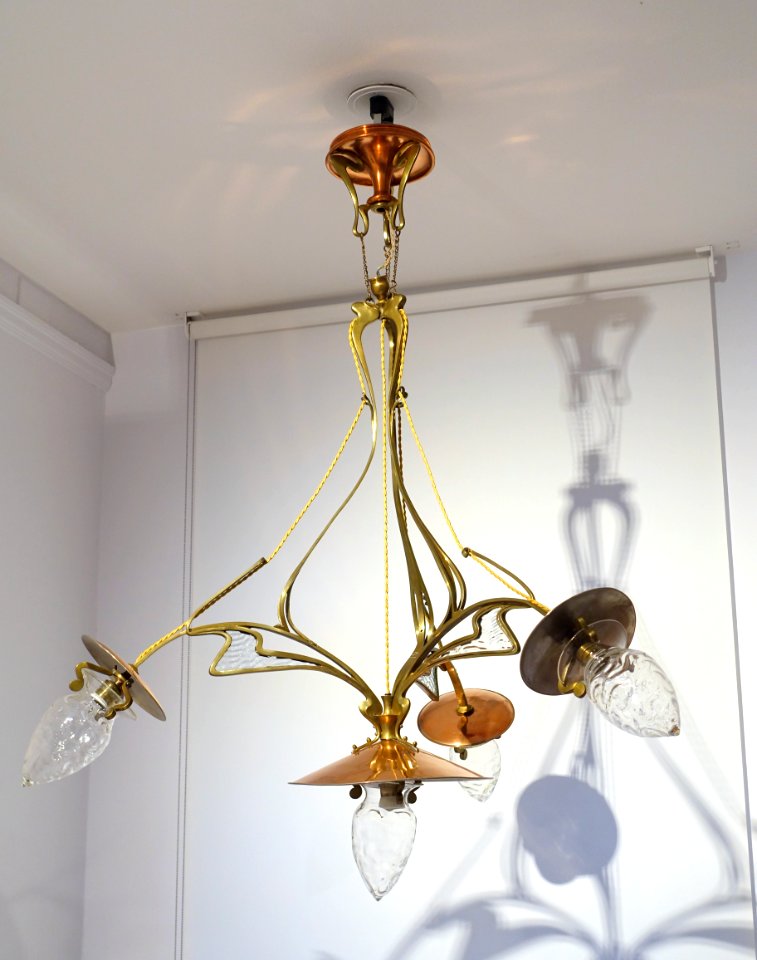 Ceiling light, designed by Henry van de Velde, made by Seifert K. M. & Co., Dresden-Lobtau, c. 1898, tin, copper, brass - Bröhan Museum, Berlin - DSC03978