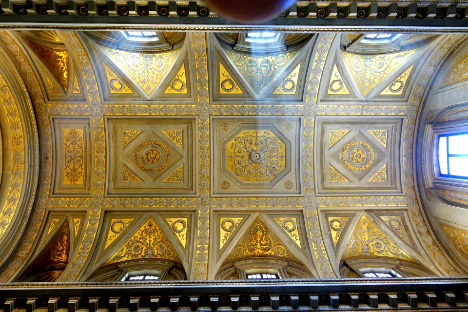 Ceiling - Santa Maria in Monserrato degli Spagnoli - Rome, Italy - DSC01701
