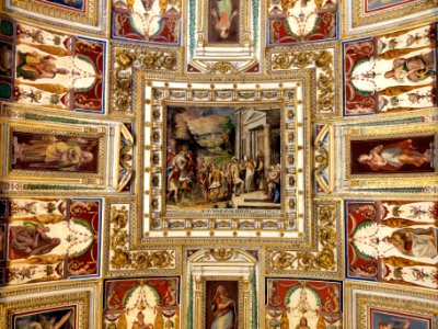 Ceiling photo-38 S AMBROSIVSTHEODOSIVM IMP AB INGRESSV ECCLESIAE REPELLIT