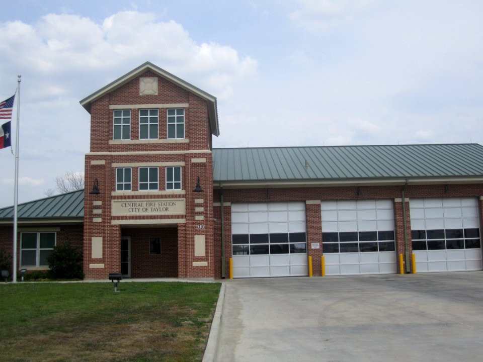 Central Fire Station, Taylor, TX IMG 2237