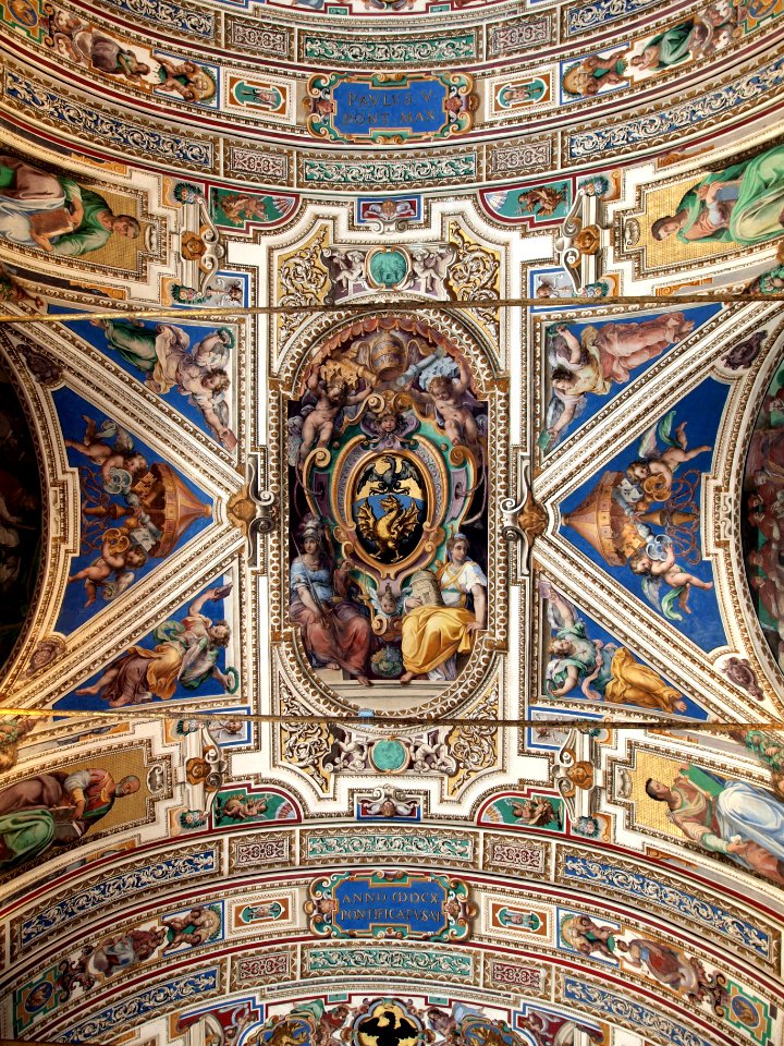 Ceiling photo-78 PAVLVS V PONT MAX ANNO DCX PONTIFICATVS VI