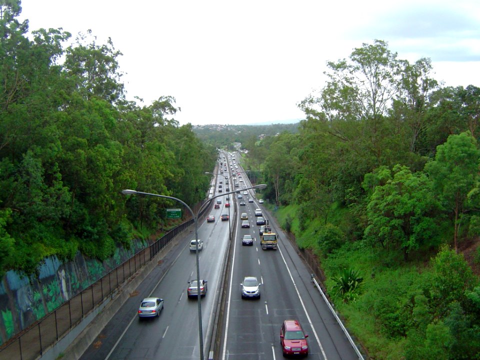 Centenary Motorway under Kenmore Road