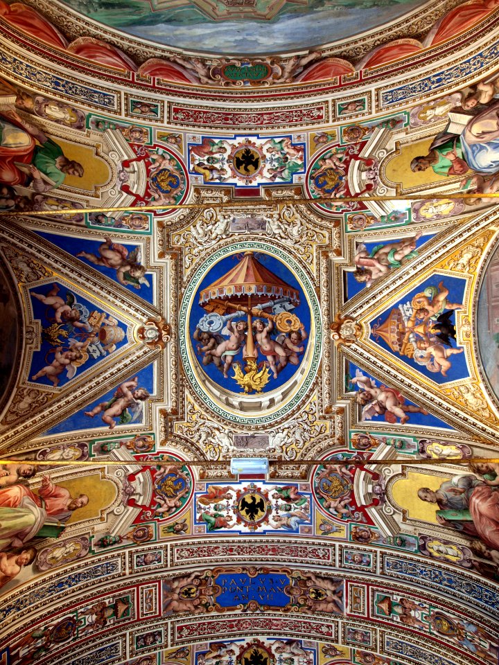 Ceiling photo-81 PAVLVS V PONT MAX AN VII
