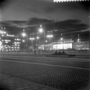 Centraal station bij Avond te Amsterdam donker, Bestanddeelnr 909-3140