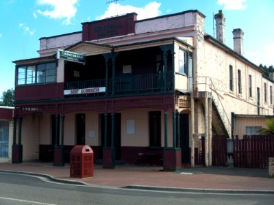 Central Hotel Zeehan 20171121-062