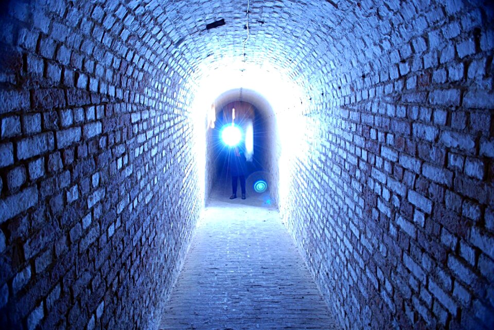 Photographer flash tunnel