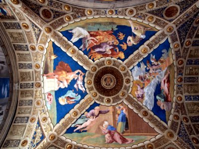 Ceiling photo-48