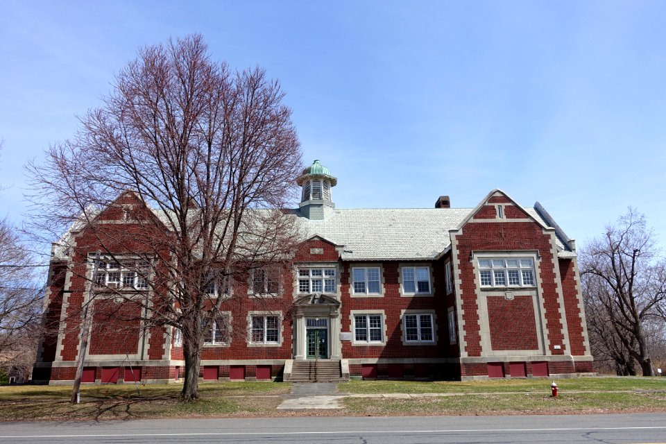 Center School - Hatfield, Massachusetts - DSC01888