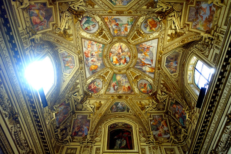 Ceiling of Cappella Altemps - Santa Maria in Trastevere - Rome, Italy - DSC00385