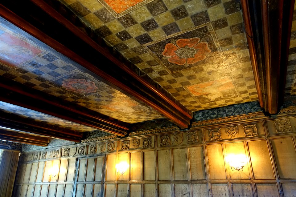 Ceiling decoration in the Parlour or Dining Room, Haddon Hall - Bakewell, Derbyshire, England - DSC02635