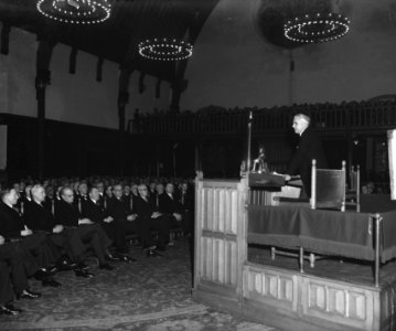 Centraal Bureau van de Statistiek 50 jaar. Toespraak Dr. P. J. Idenburg, Bestanddeelnr 903-1790
