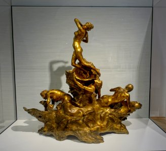Centerpiece by Raoul Larch, Siot-Decauville foundry, Paris, before 1894, gilt bronze - Hessisches Landesmuseum Darmstadt - Darmstadt, Germany - DSC00937