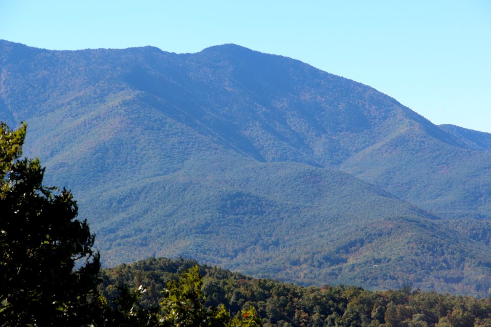 Celo Knob from Three Knobs Overlook, October 2016